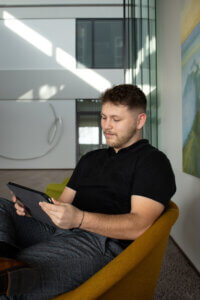 Zweite Ausbildung: Florians Neustart in der Bank