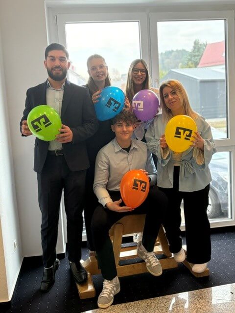 Teambild der Gruppe, die die VR-Go-Fahrt organisiert hat