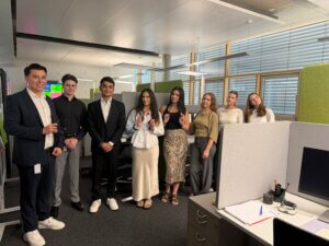 Gruppenbild des Azubi-Takeover-Teams im QSC